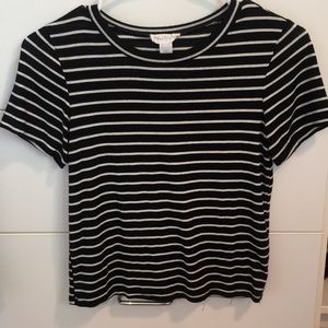 Striped cropped tshirt